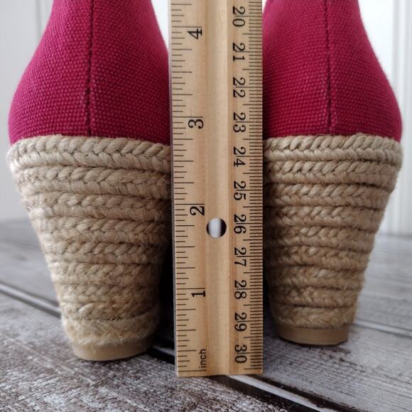 Viscata EUC Berry Red Espadrille Almond-Toe Wedge Shoes Heels Women's EU 38 US 7 - Picture 9 of 12